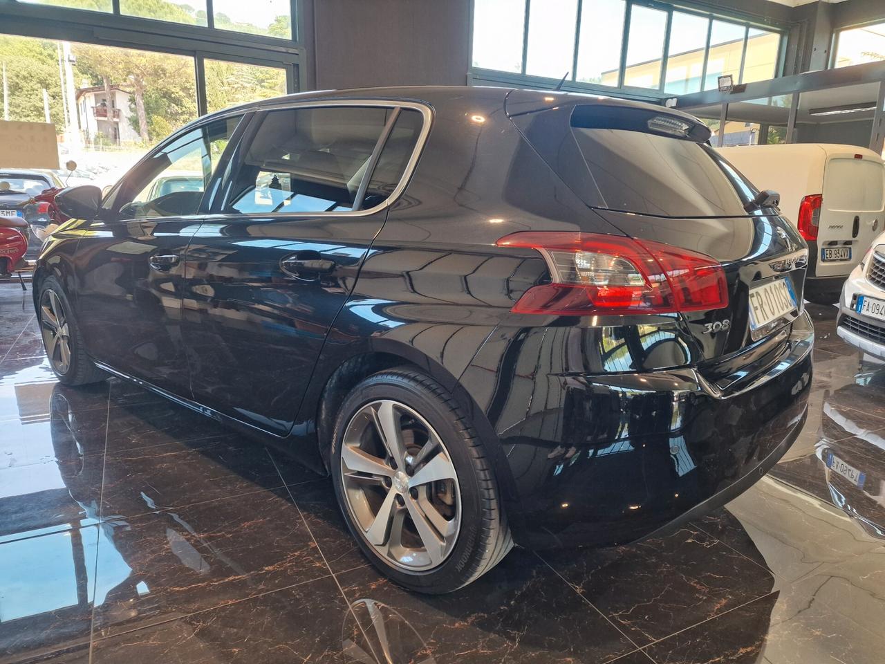 Peugeot 308 BlueHDi 130 S&S GT Line, 122 mila chilometri