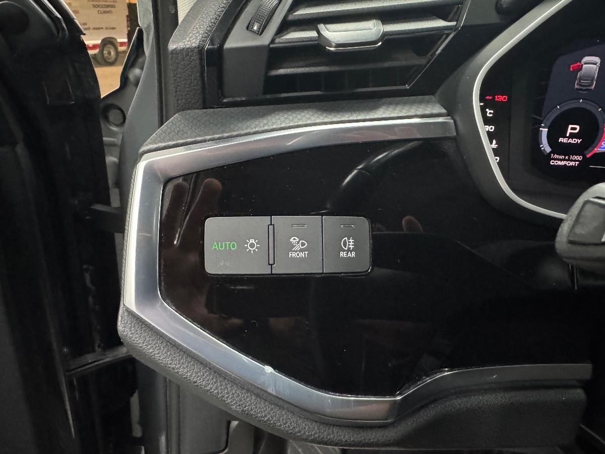 AUDI - Q3 SPORTBACK 35 TDI S tronic Business UNICO PROP/ MATRIX/ CARPLAY