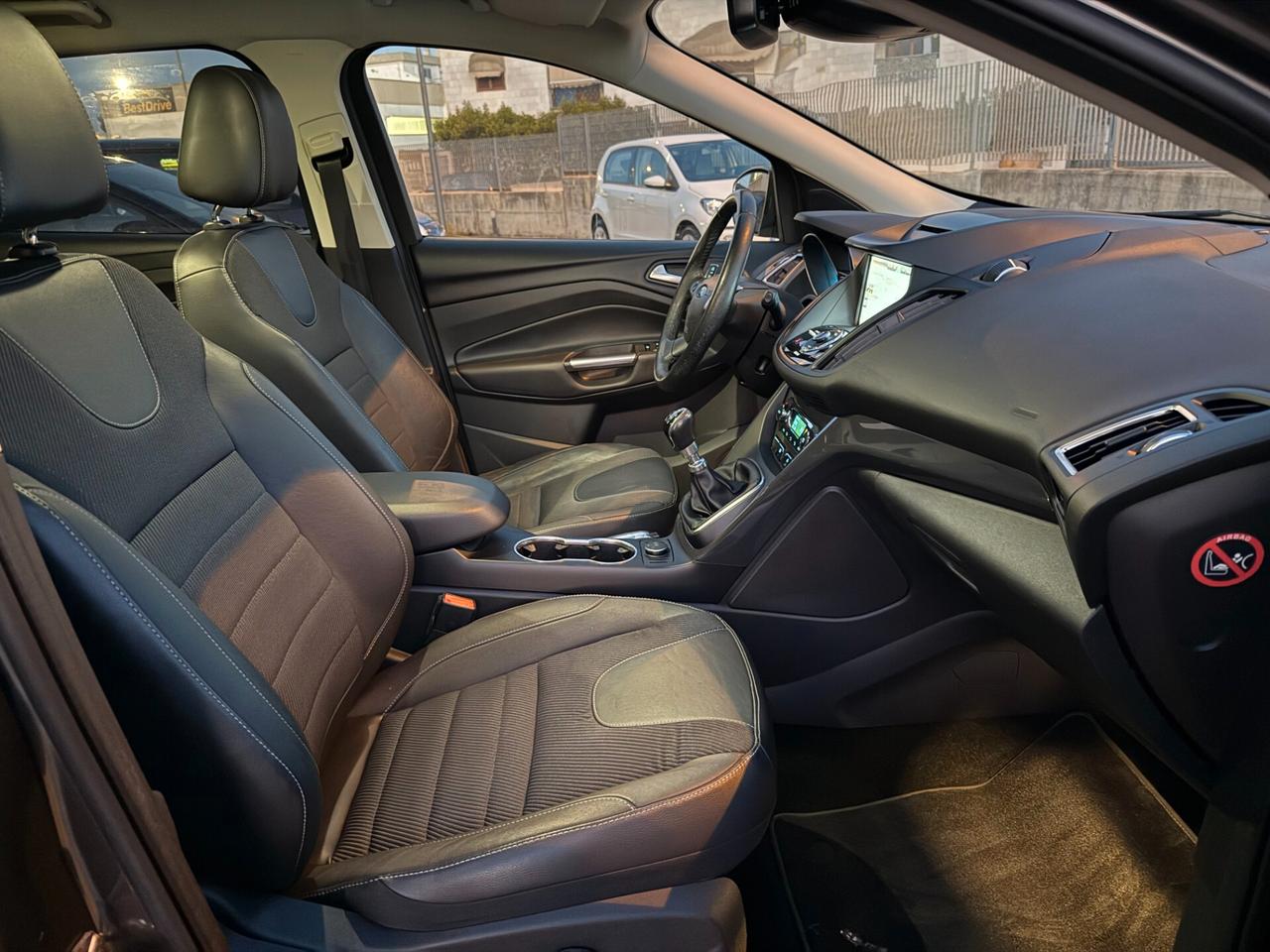 Ford Kuga 2.0 TDCI 120 CV S&S 2WD Titanium Navi Pelle