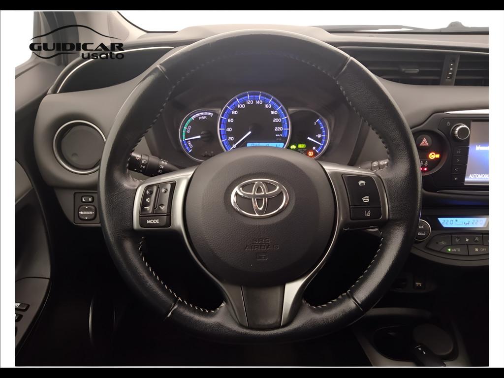 TOYOTA Yaris III 2015 - Yaris 5p 1.5h Active my16