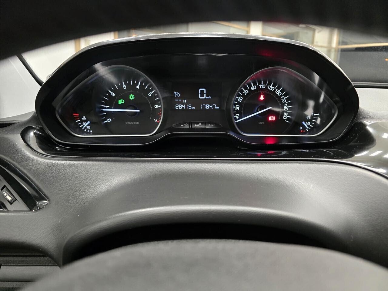 Peugeot 208 PureTech 82 5 porte Active 2018 NEOPATENTATI