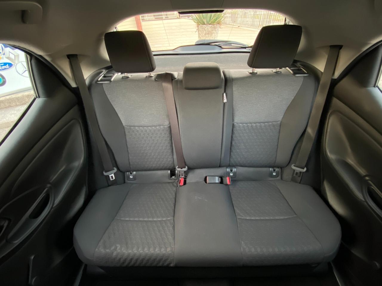 Toyota Yaris 1.5 Hybrid 5 porte Business