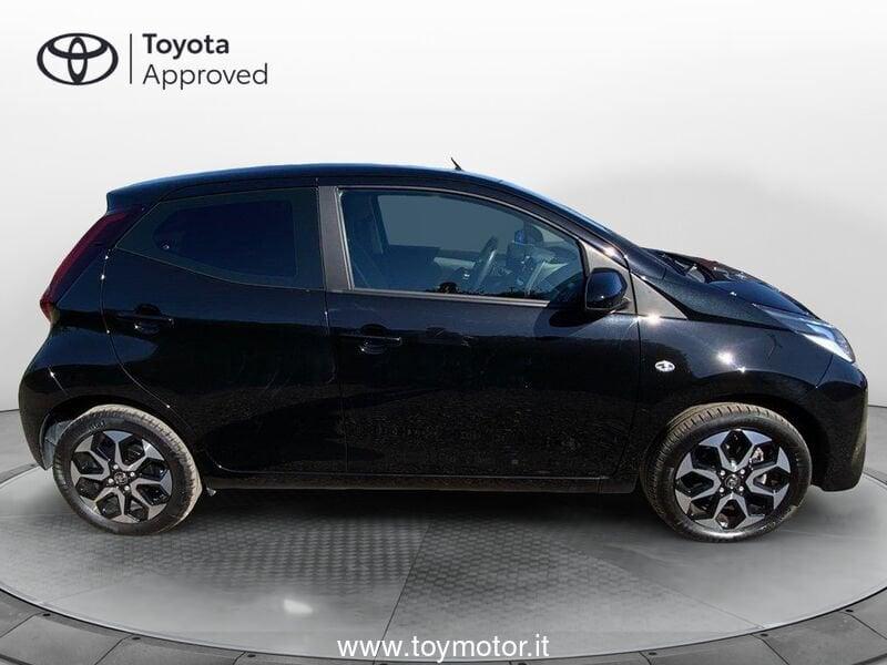 Toyota Aygo 2ª serie Connect 1.0 VVT-i 72 CV 5 porte x-play MMT