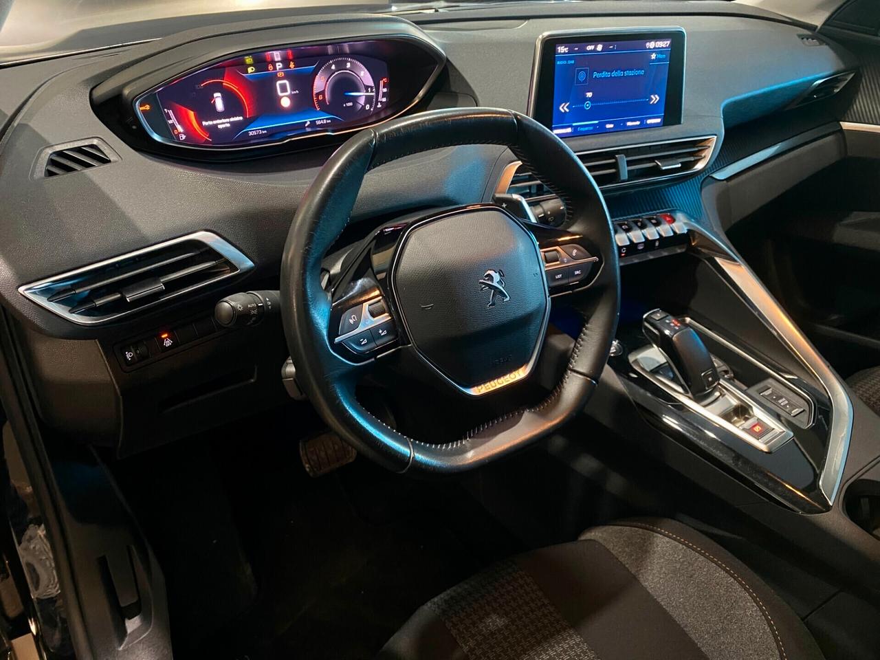 Peugeot 3008 BlueHDi 130 EAT8 N1 Autocarro-2022