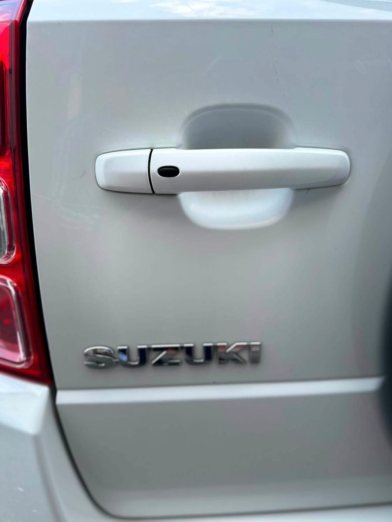 Suzuki Grand Vitara 1.9 4X4 5 porte Executive Crossover