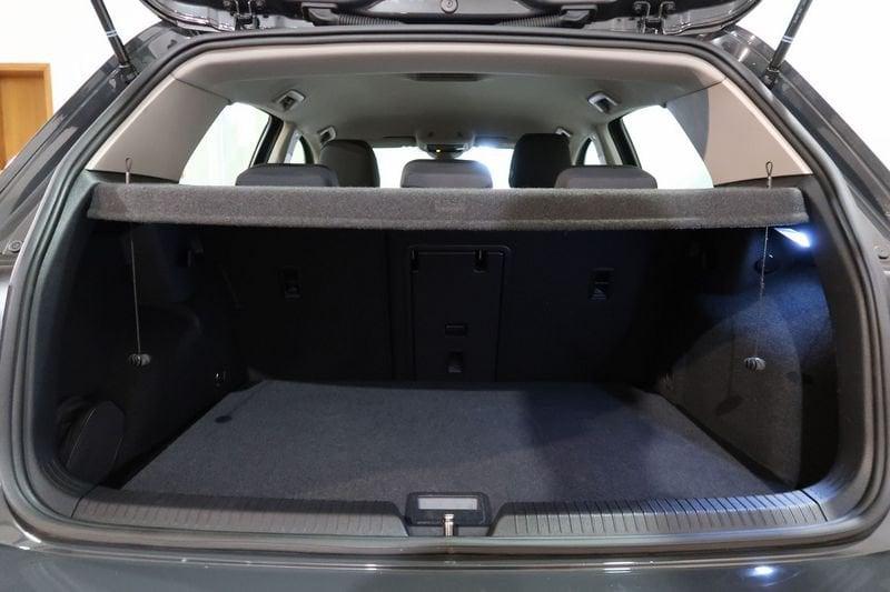 Volkswagen Golf Golf 1.0 etsi evo Life 110cv dsg