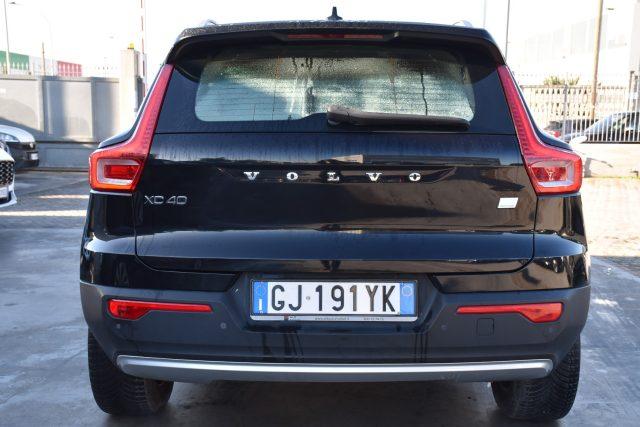 VOLVO XC40 T4 Recharge Plug-in Hybrid Inscription Expression