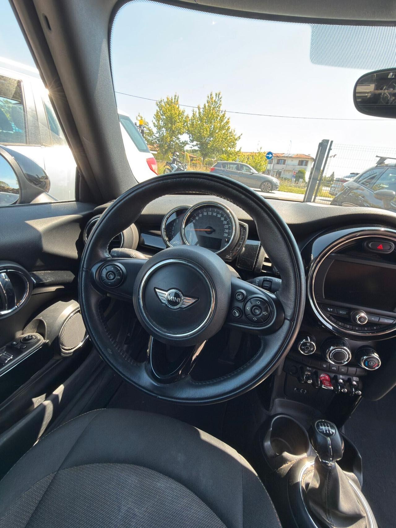 Mini 1.5 Cooper D Hype Cabrio