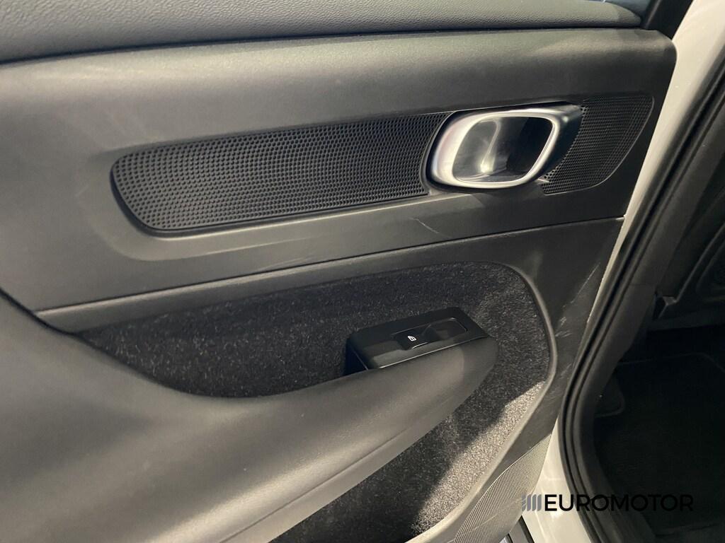 Volvo XC40 2.0 D3 R-Design Geartronic