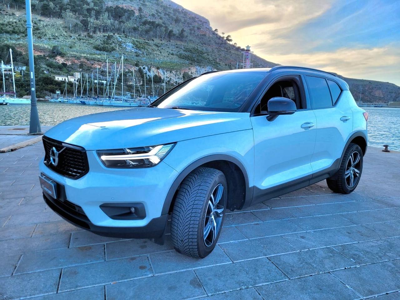 Volvo xc-40 2.0 d3 150cv awd r-design