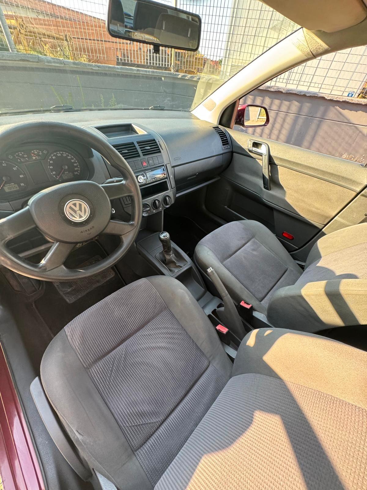 Volkswagen Polo 1.4/75CV 16V 5p. Sportline
