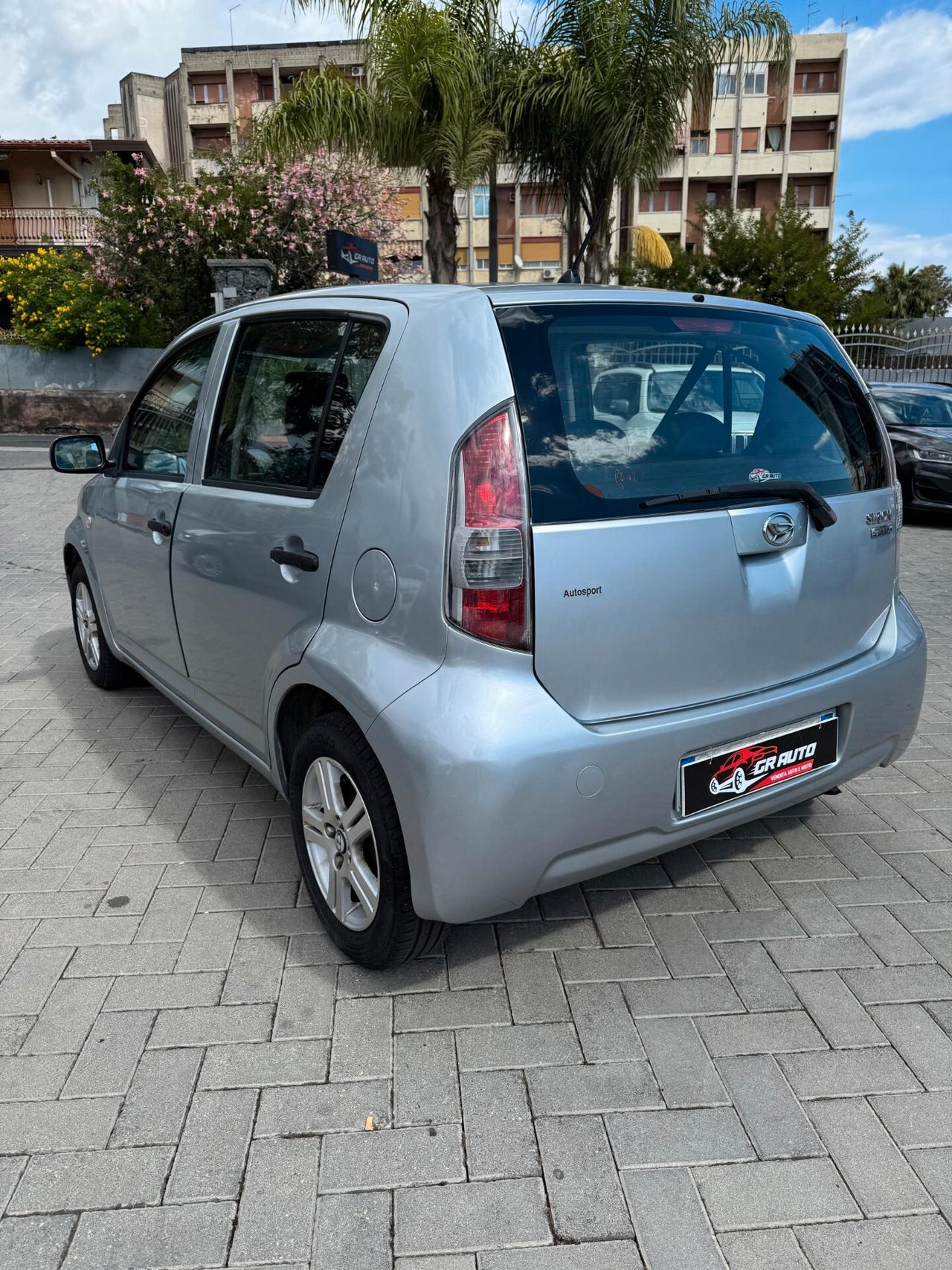 Daihatsu Sirion 1.0 69cv