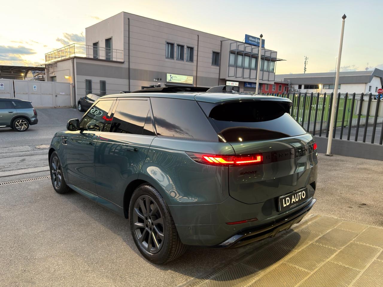 Land Rover Range Rover Sport Range Rover Sport 3.0di6mhev Dynamic SE 249cv auto