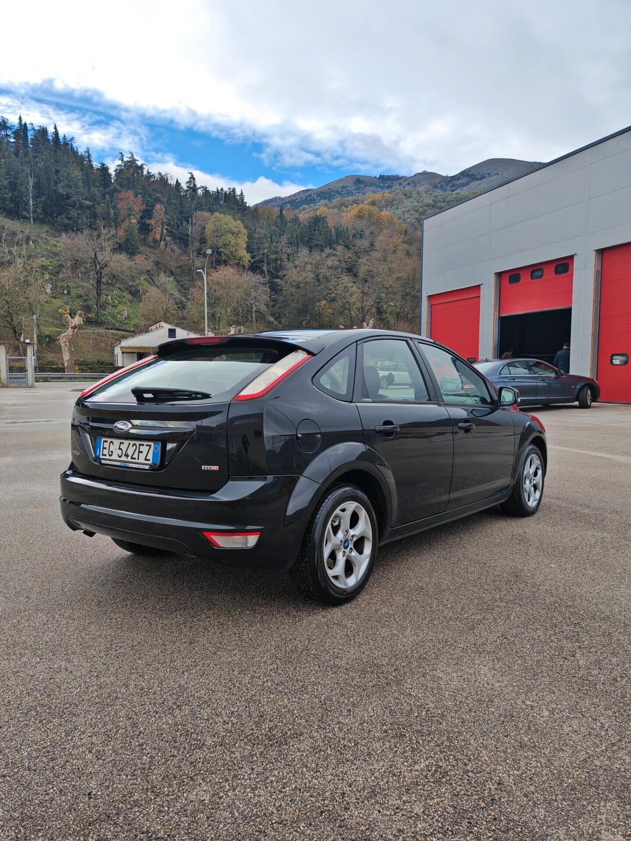 Ford Focus 1.6 TDCi (110CV) 5p. Tit. DPF