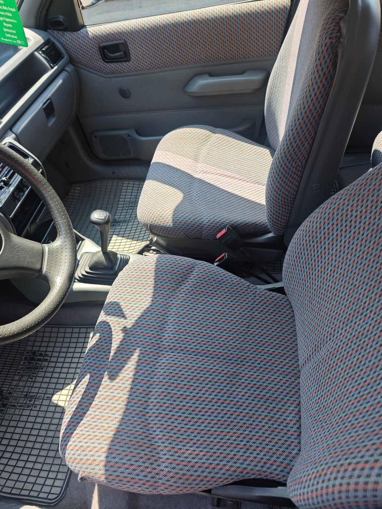 Ford Fiesta 1.1 5 porte Ghia