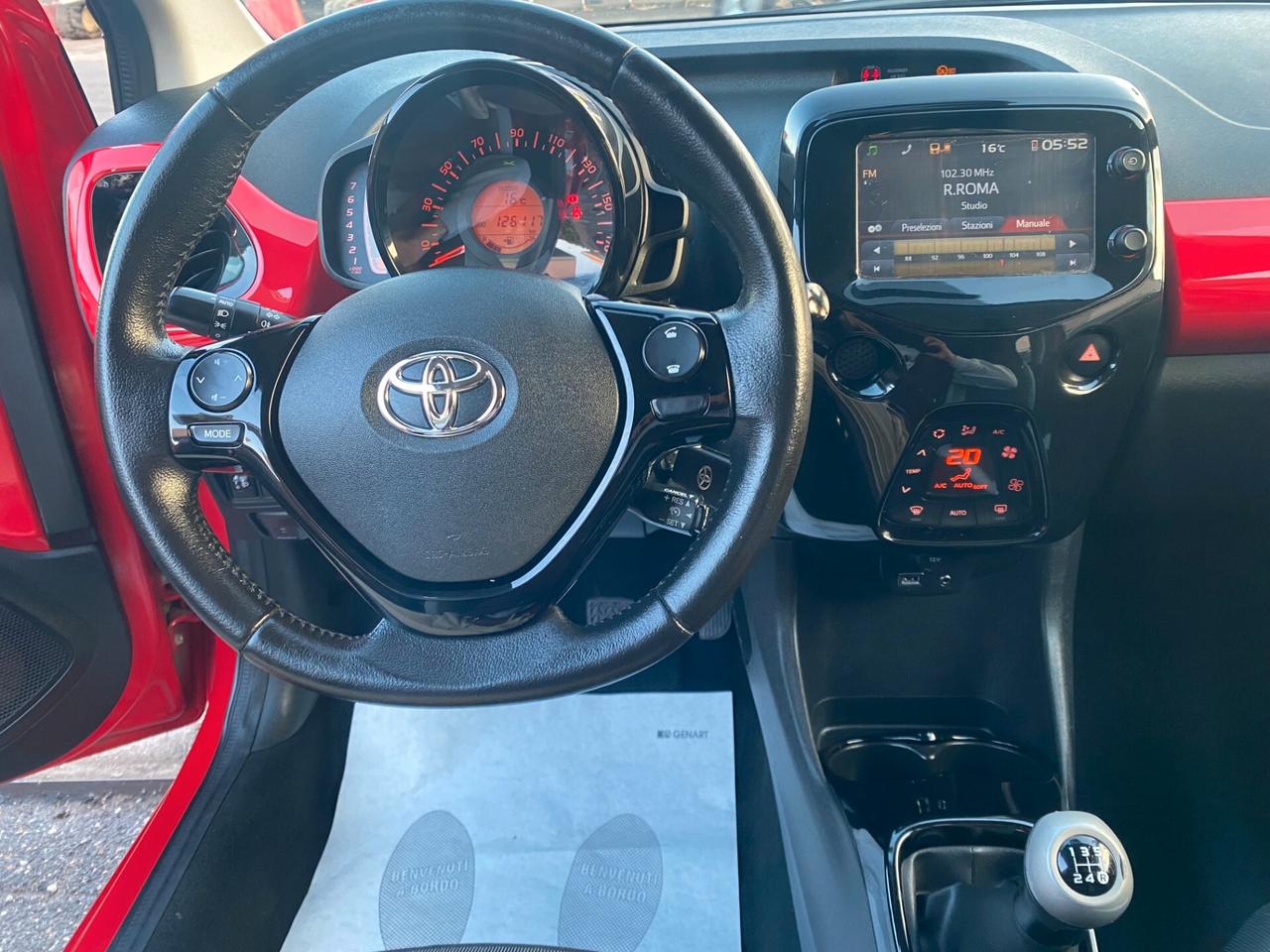 TOYOTA Aygo 1.0 70Cv 5porte X-Play UNICO PROPRIETARIO