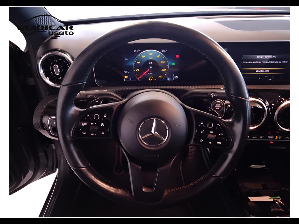 Mercedes-Benz Classe A - W177 2018 - A 180 d Business Extra auto