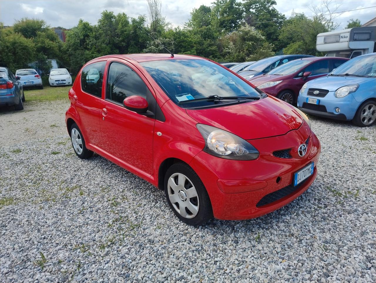 Toyota Aygo 1.0 12V VVT-i 5 porte Sol