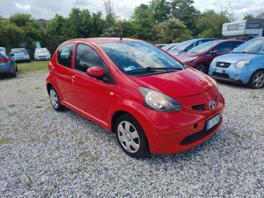 Toyota Aygo 1.0 12V VVT-i 5 porte Sol