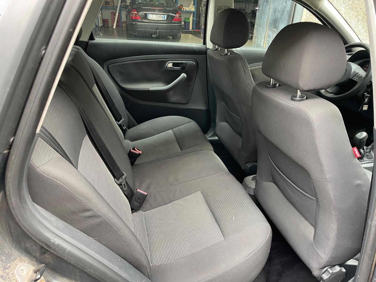 SEAT IBIZA DUAL 1.4 BENZINA-GPL EURO4 85CV NEOPATENTATI