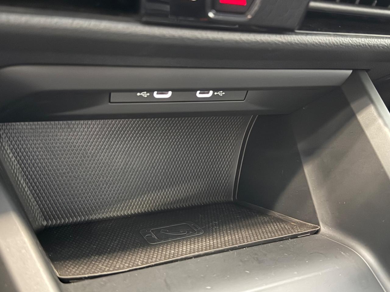 Volkswagen Golf 1.0 TSI EVO MOVE
