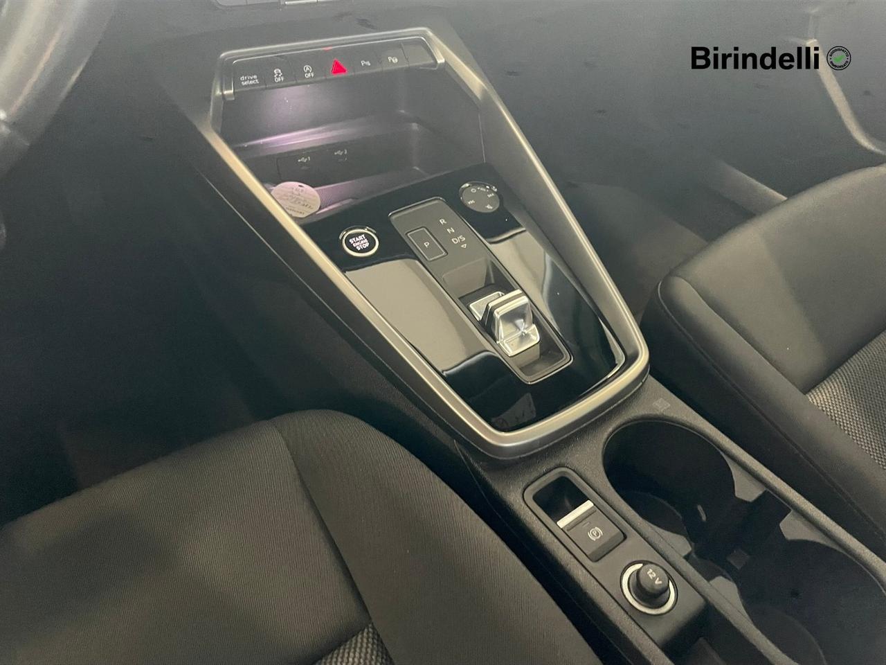 AUDI A3 4ª serie - A3 SPB 35 TFSI S tronic S line edition