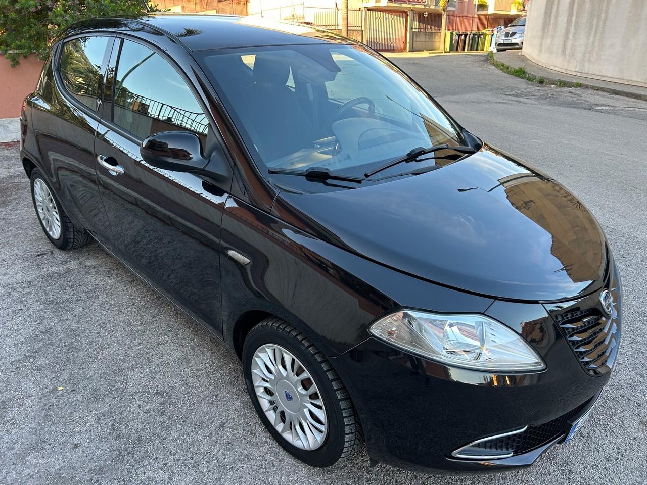 Lancia Ypsilon 1.2 benz ideale per neo patentati