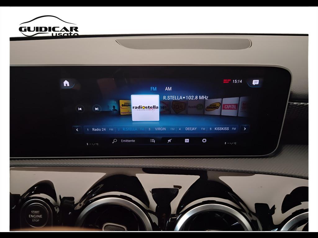 Mercedes-Benz Classe A - W177 2018 - A 180 d Sport auto