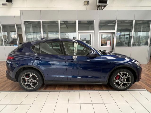 ALFA ROMEO Stelvio 2.2 TurboD 190 CV AT8 Q4 Sprint C19"-Pinze Red