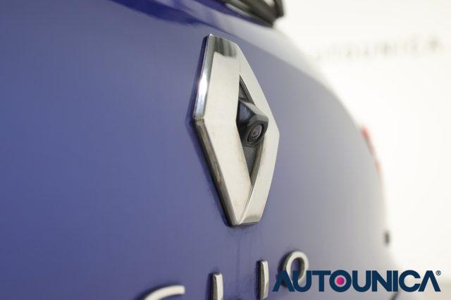 RENAULT Clio FULL HYBRID E-TECH 140 CV AUTOMATICA