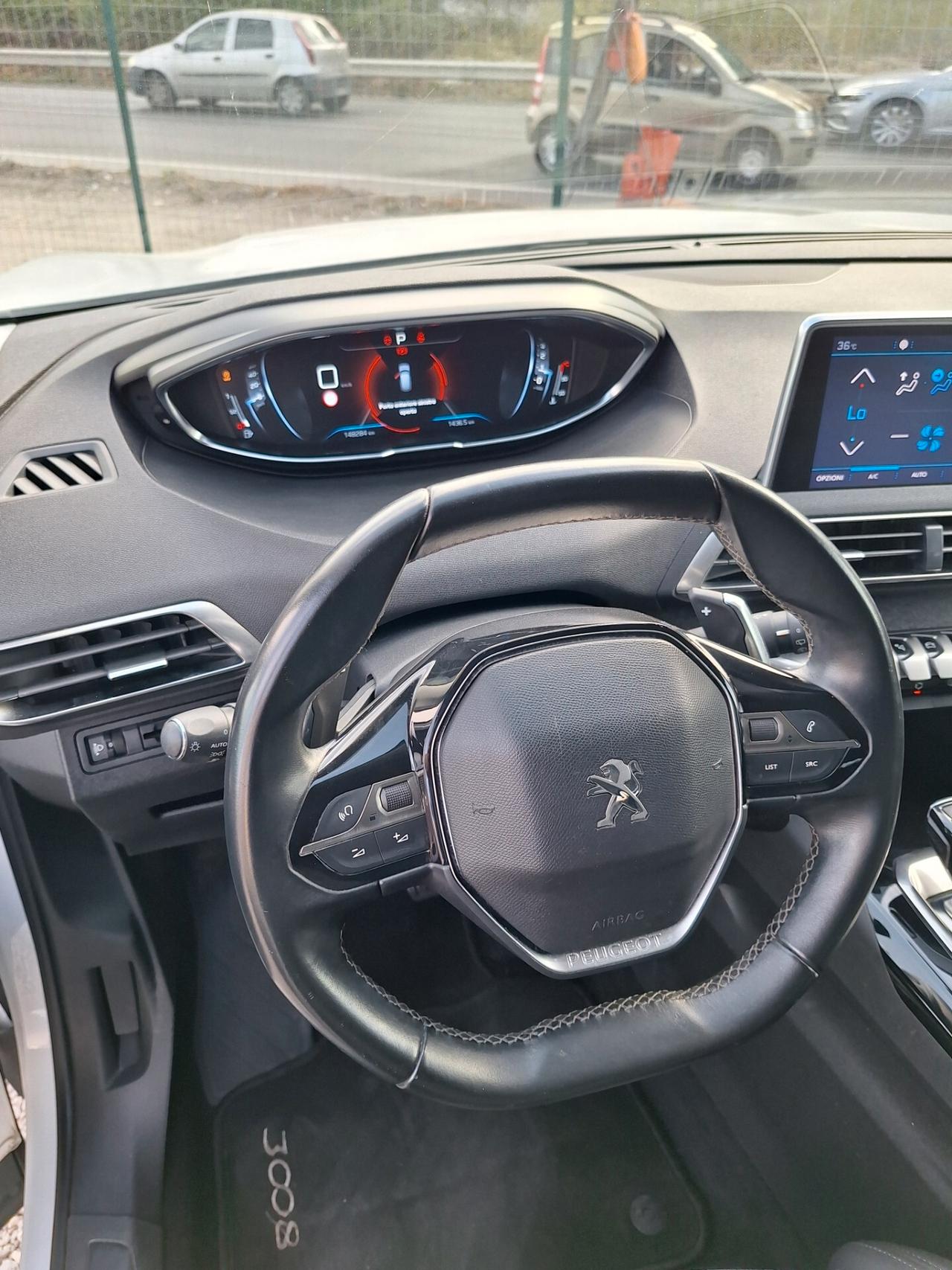 Peugeot 3008 BlueHDi 130 S&S Allure