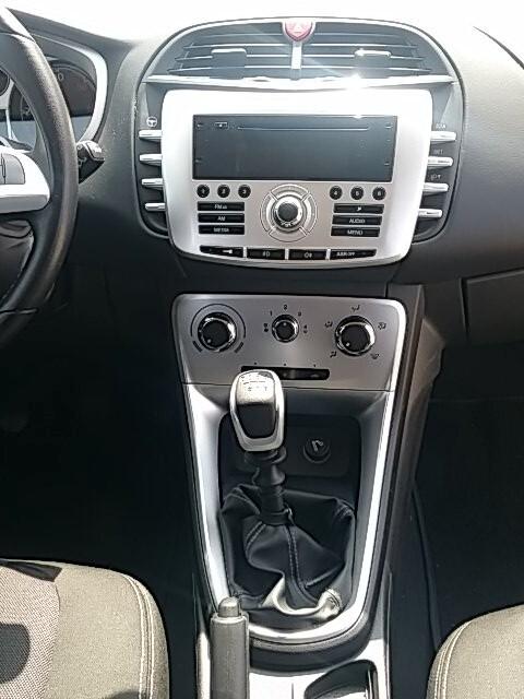 Lancia Delta 1.6 MJT 105CV Silver