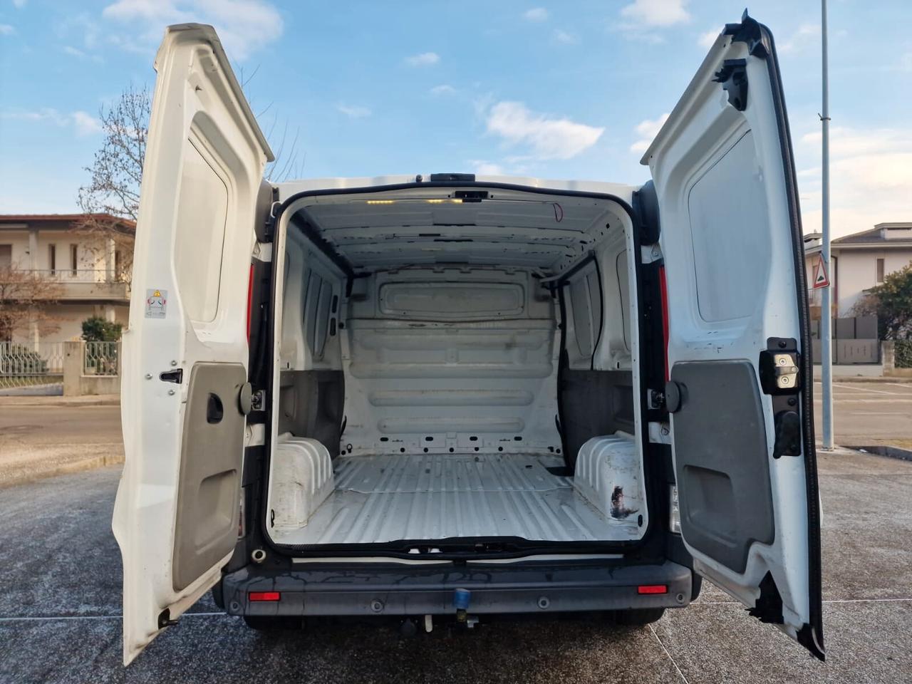 RENAULT TRAFIC 2.0 DCI 115 CV FURGONE L1H1 2013