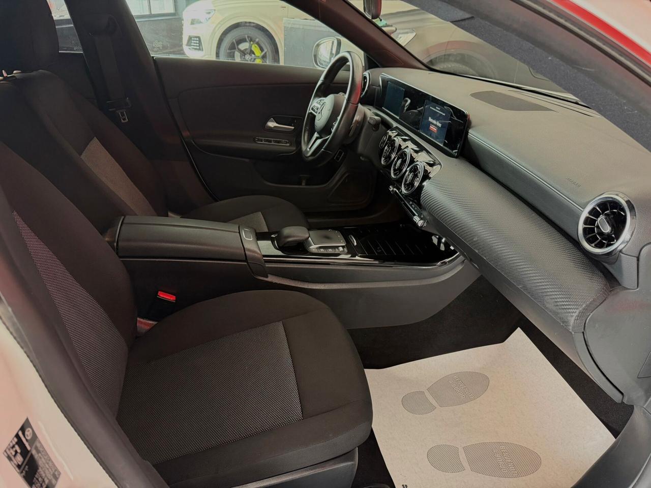 Mercedes-benz CLA 200d Automatic Sport