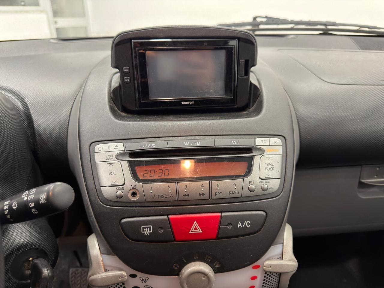 Toyota Aygo 1.0 12V VVT-i 5 porte Now