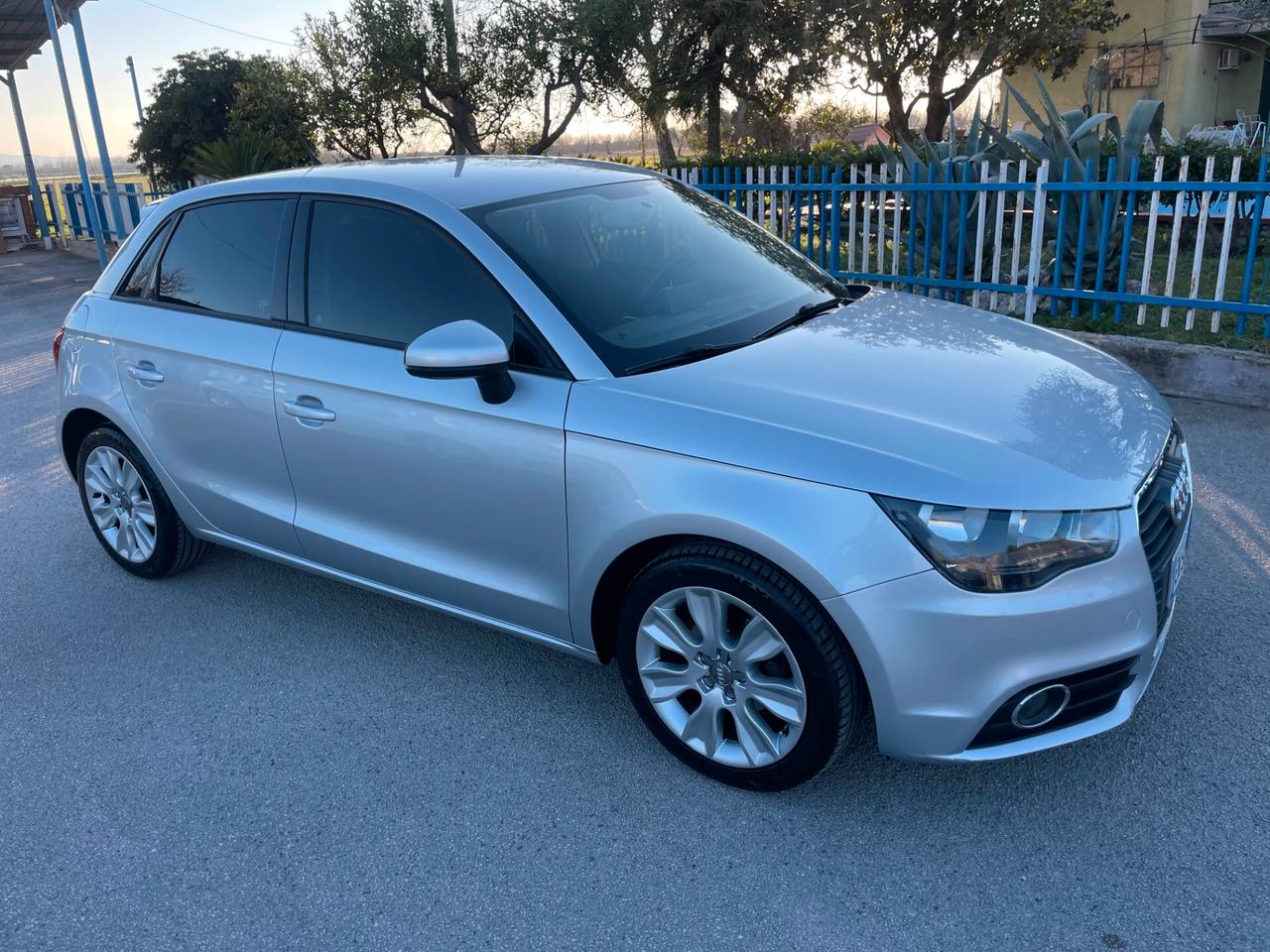 Audi A1 SPB 1.6 TDI Attraction