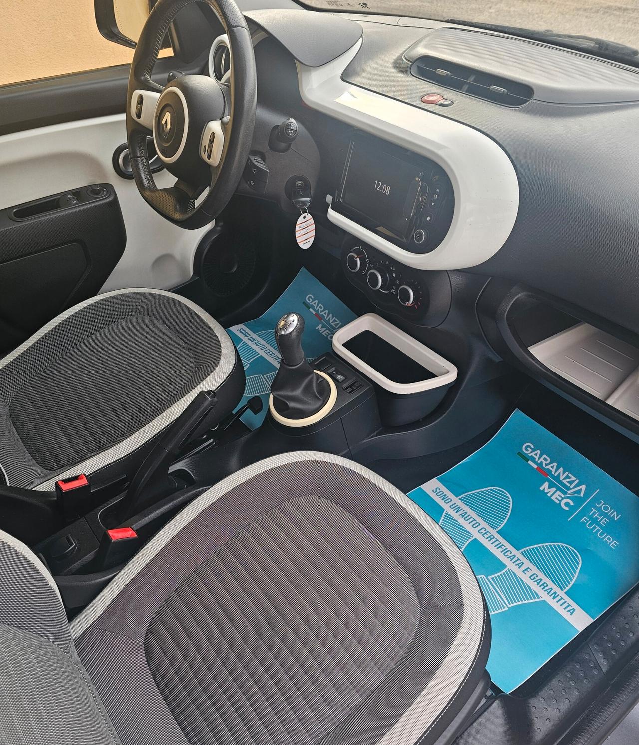 Renault Twingo SCe Lovely