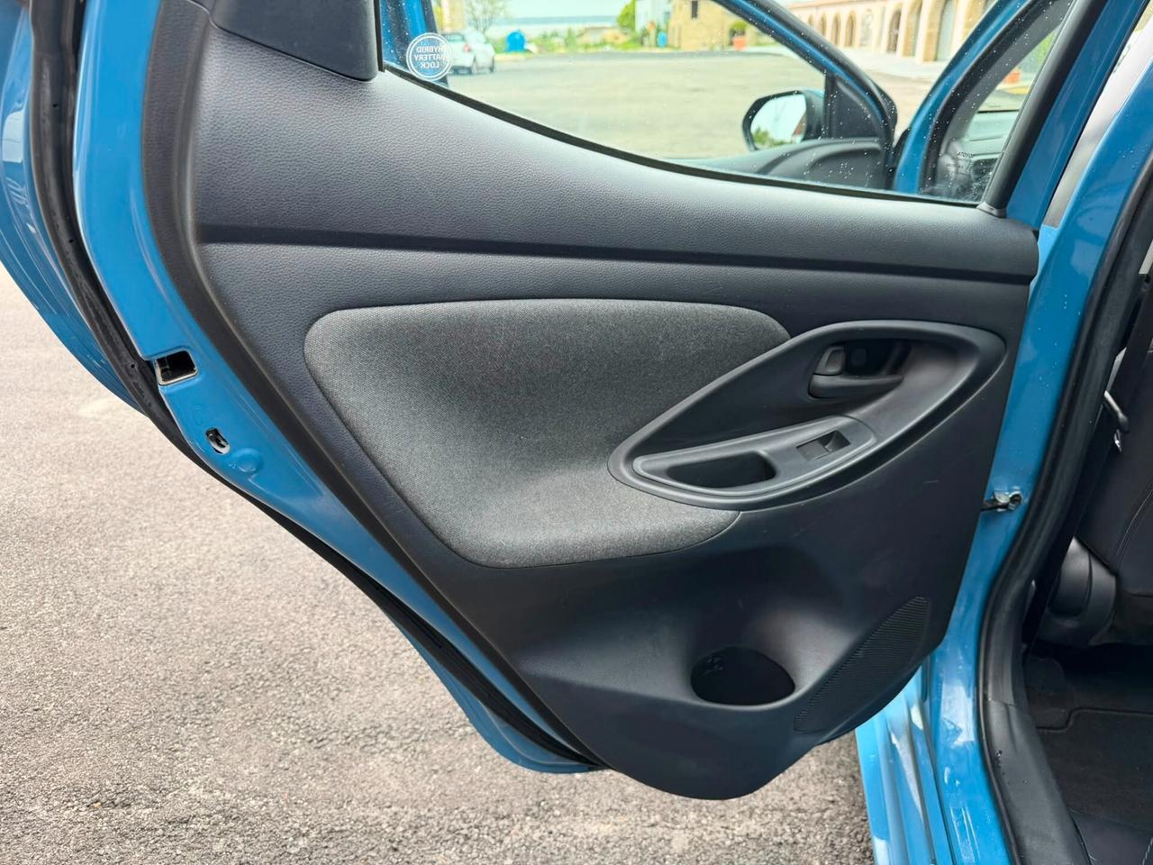 Toyota Yaris 1.5 Hybrid 5 porte Trend