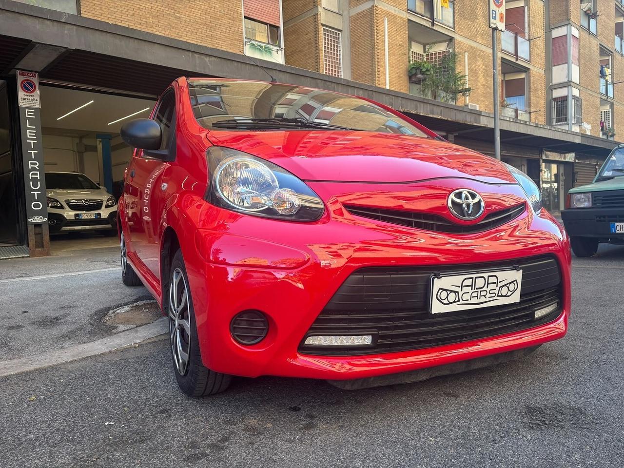 Toyota Aygo 1.0 - PASSAGGIO DI PROPRIETà INCLUSO