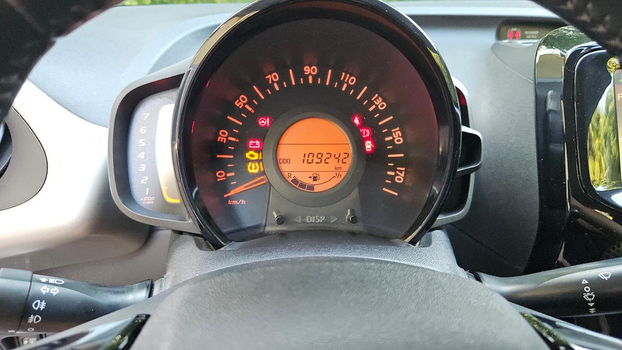 Peugeot 108 VTi Allure - 1.2 Benzina - 82 CV - Euro 5 - NEOPATENTATI