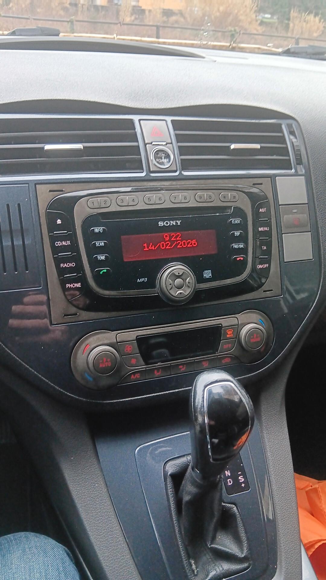 Ford Kuga 2.0 TDCi 163 CV 4WD Titanium DPF automatico.