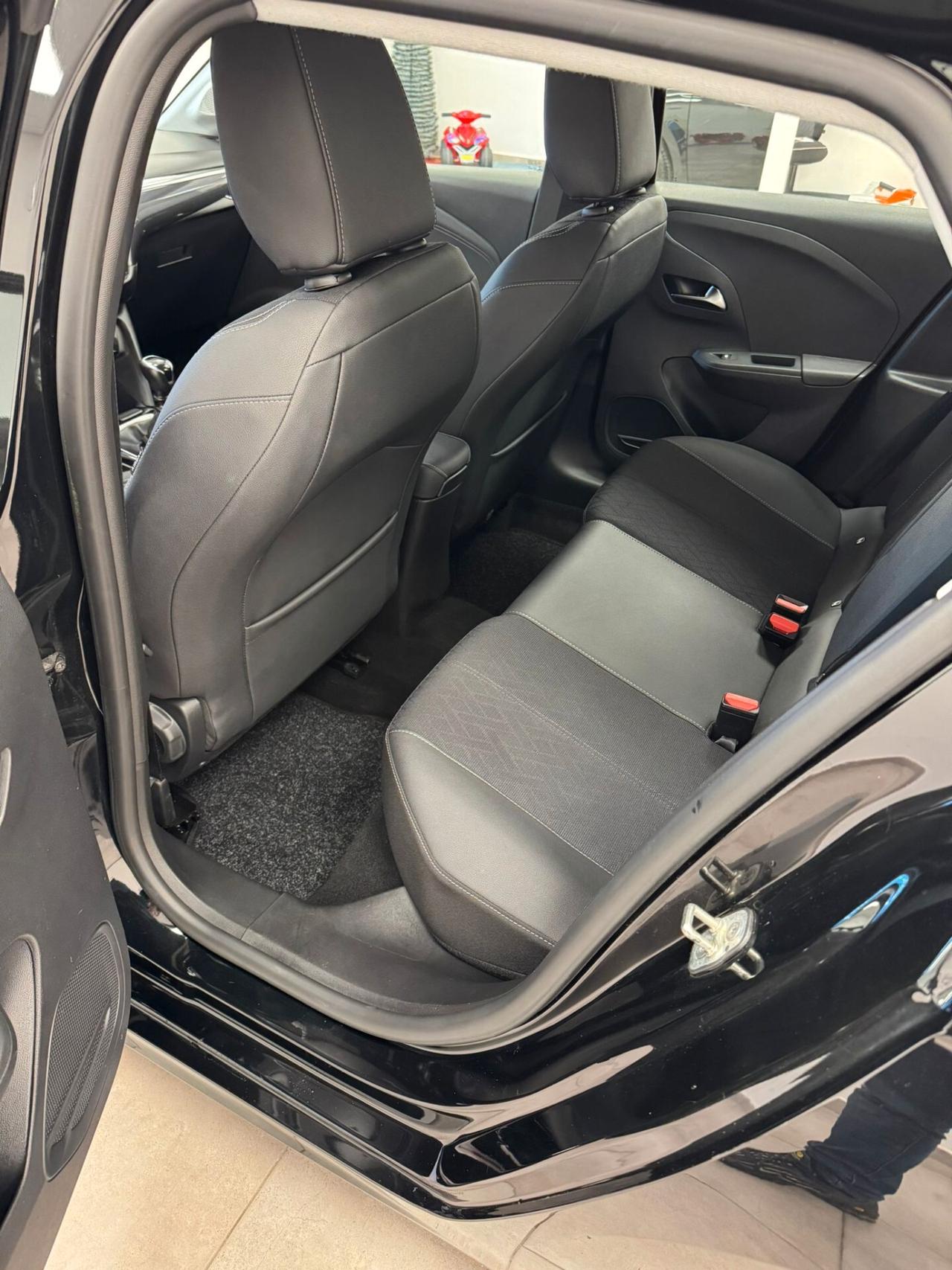 Opel Corsa 1.5 D 100 CV Elegance