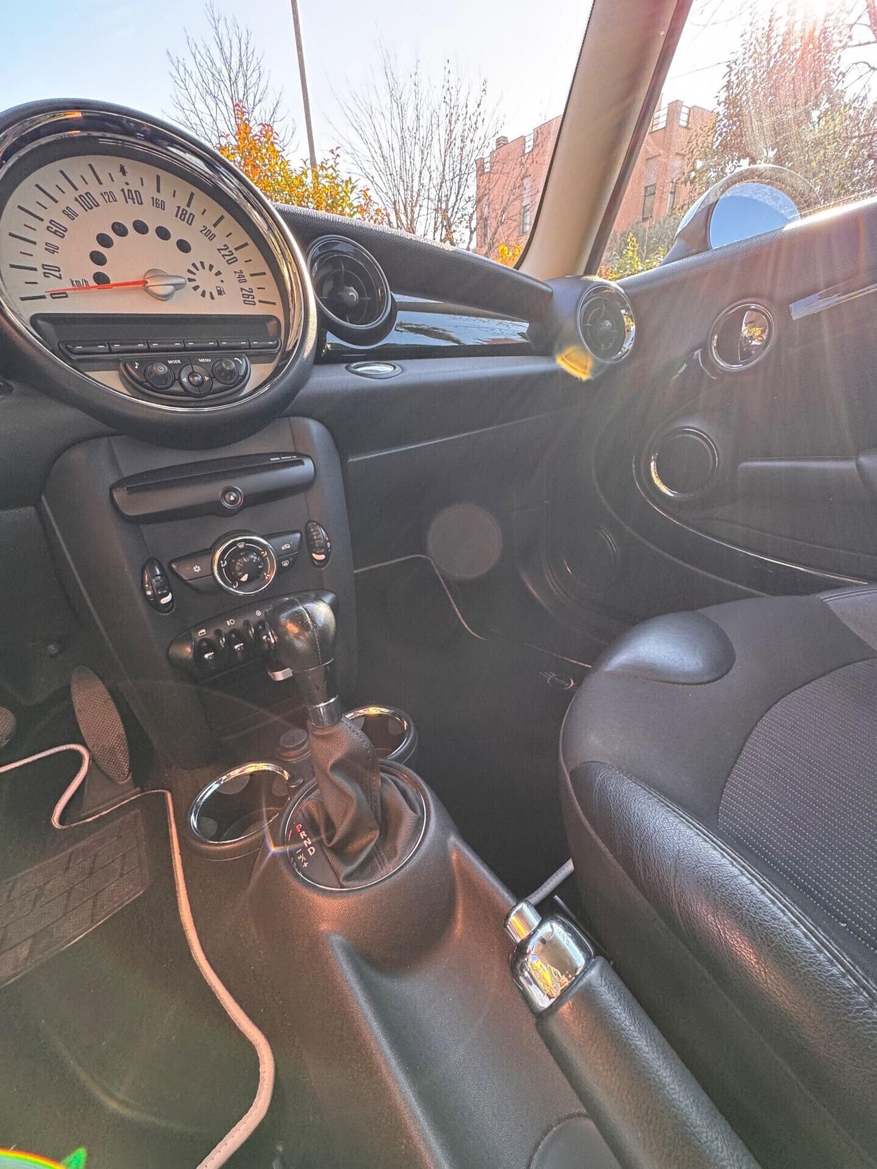 Mini 2.0 16V Cooper D Automatica