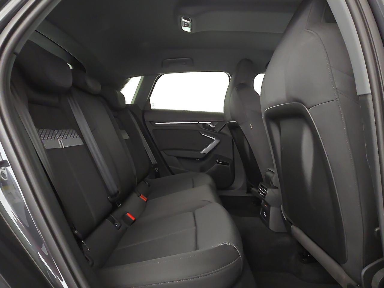 Audi A3 allstreet 35 2.0 tdi business s-tronic