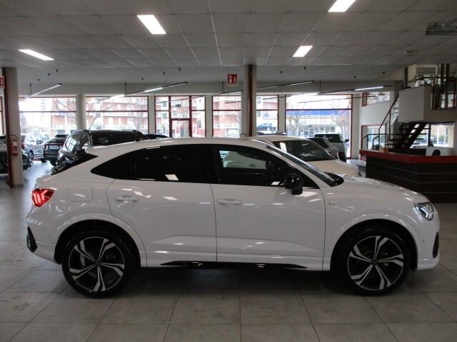 Audi Q3 SPB 35 Black Limited 2.0 TDI 150CV S-Tronic