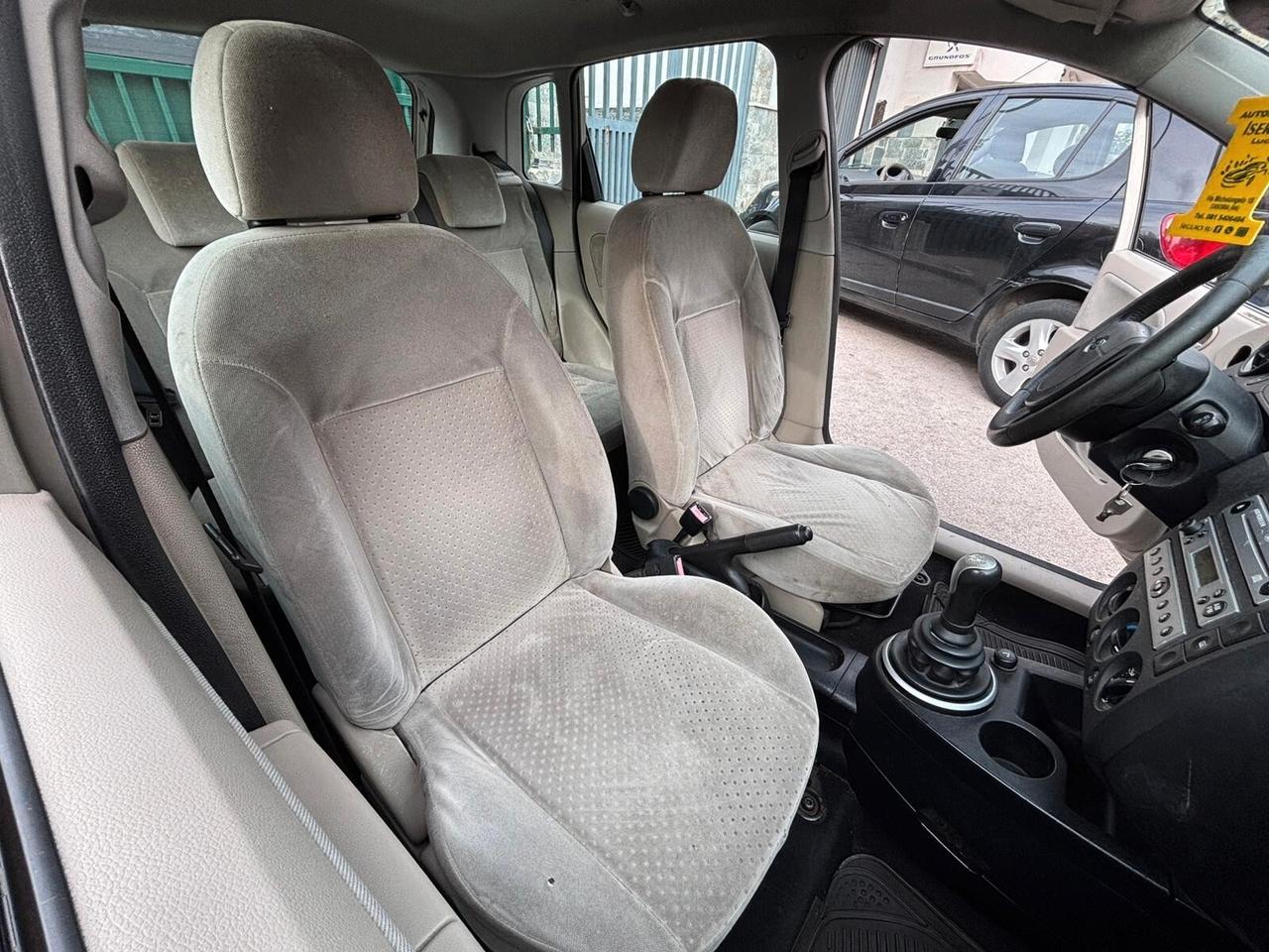 Ford Fiesta 1.4 TDCi 5p. Ghia