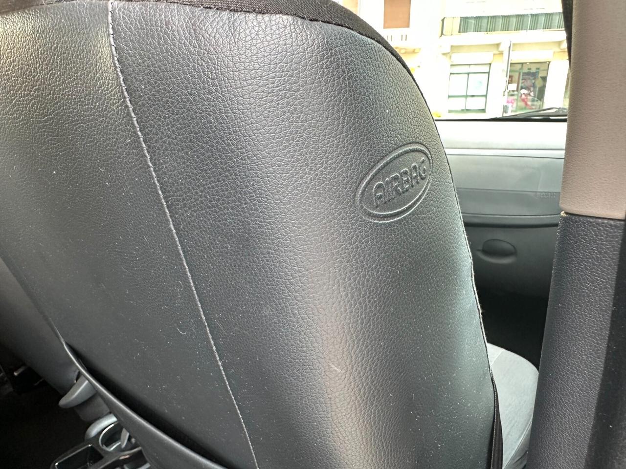 DACIA DUSTER 1.6 BENZINA
