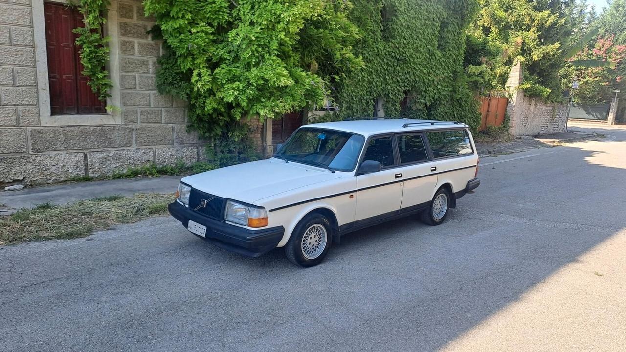 Volvo 240 2.0 Station Wagon