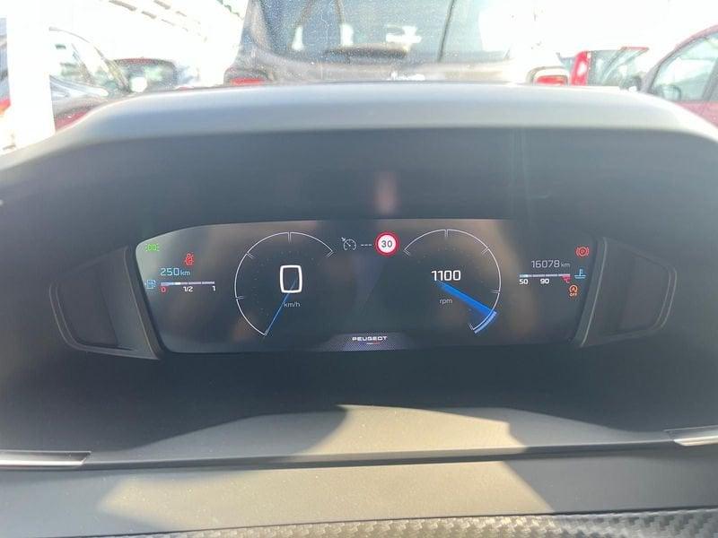 Peugeot 2008 2008 PureTech 100 S&S Allure