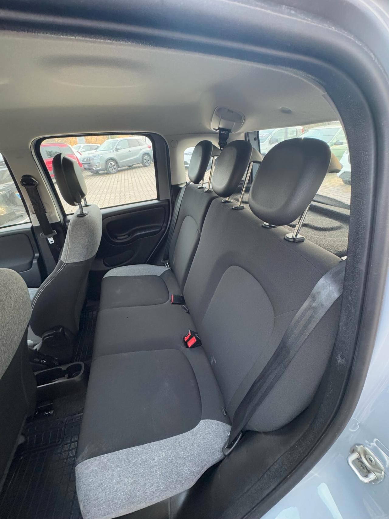 FIAT PANDA HYBRID 1.0 70CV 2022